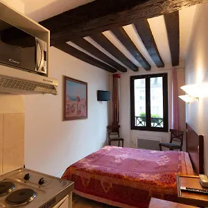 De Bourgogne Апарт-отель